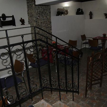 Hotel Doi Taurasi Afumati Exterior photo